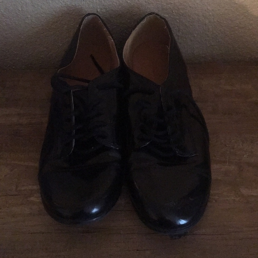 Dressed shoes
